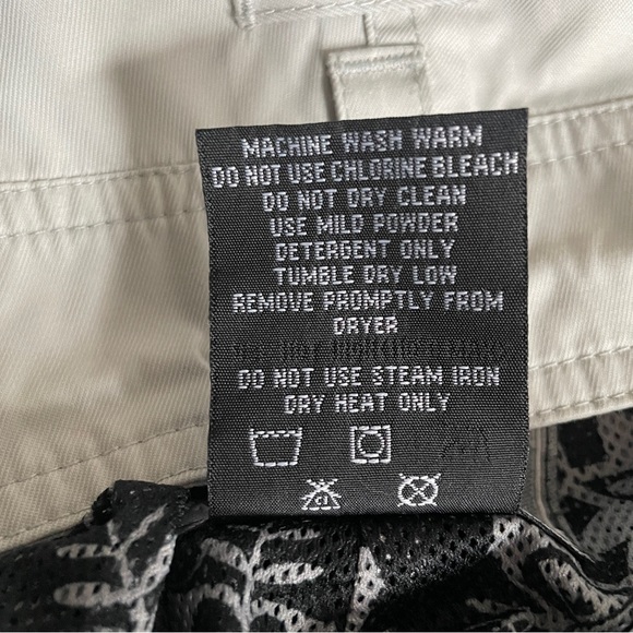 Roxy women’s snowpants - Picture 13 of 14